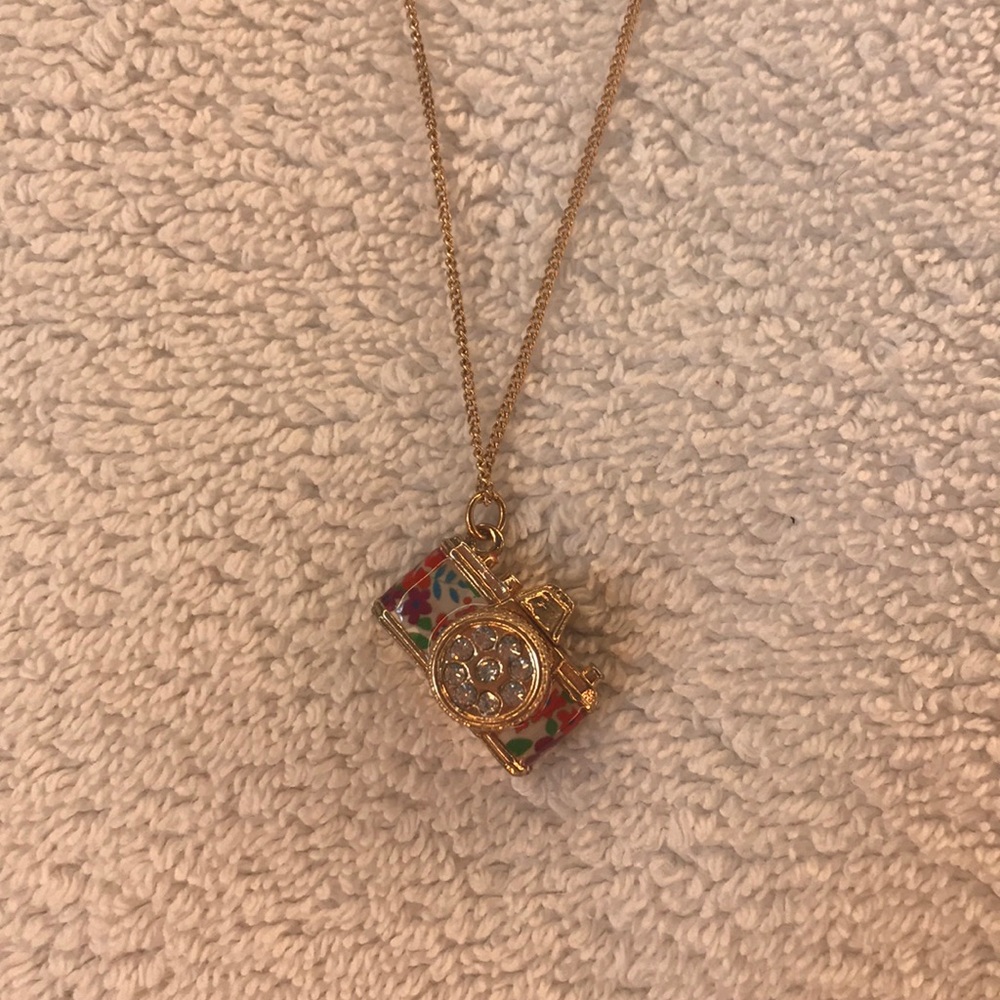 Camera pendant necklace